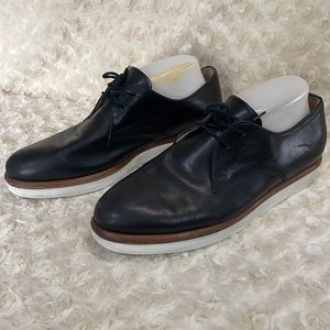 Tod’s shoes